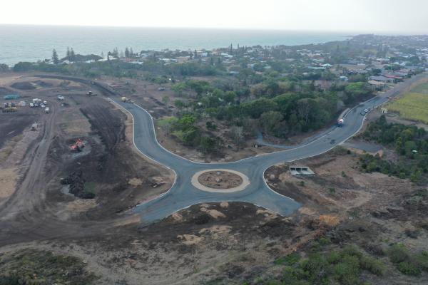 Sealing the first roundabout